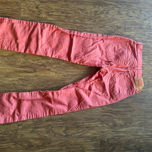 Levis 501 Jeans Mens 32x34 Salmon Pink Denim Button Fly White Buttons Red Tab - Picture 5 of 5